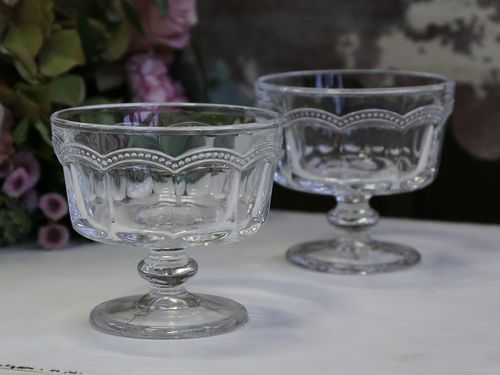 Chic Antik Schale Dessert Glas mit Perlenkante Antoinette auf Fuß 70787-00